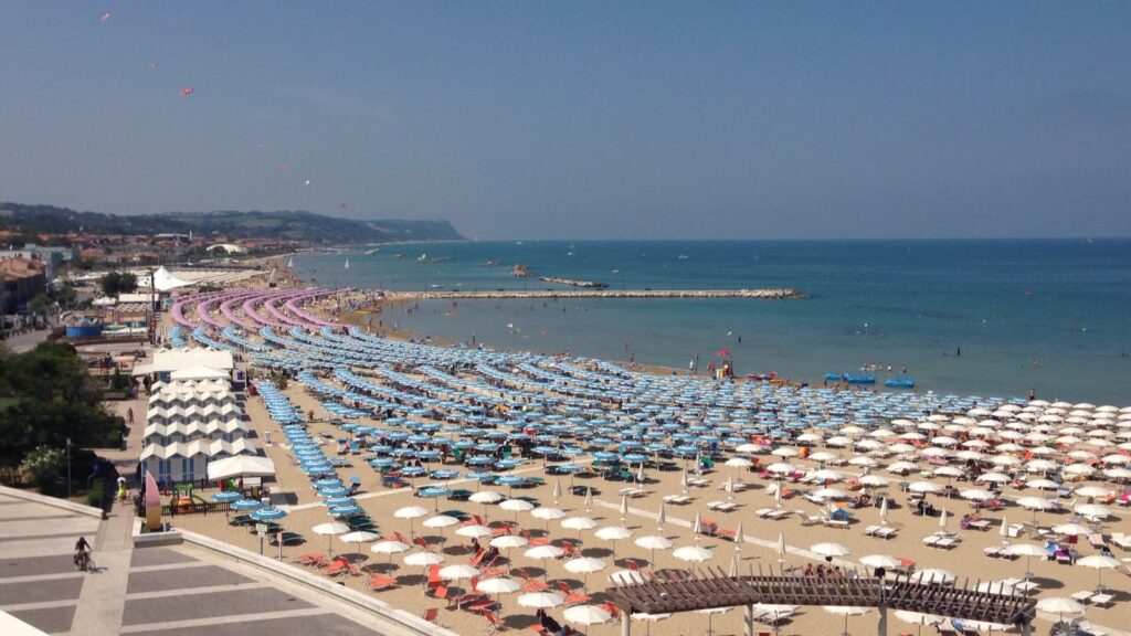 La bellissima spiaggia di Fano